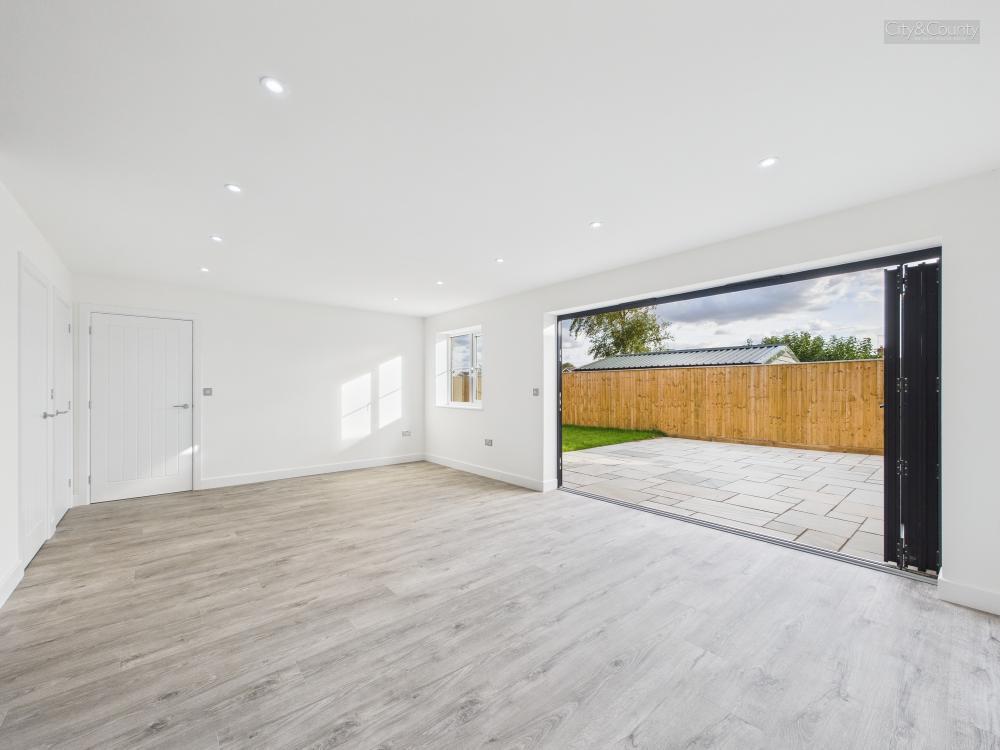 Kitchen/Dining/Living Area