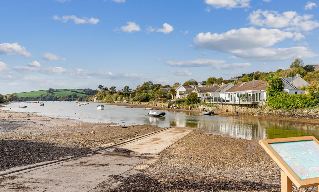 A07 - 3 Orchard View, Frogmore - 251014 - Copy