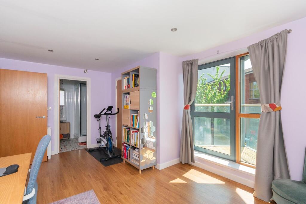 0C6SBV - Bedroom D.jpg