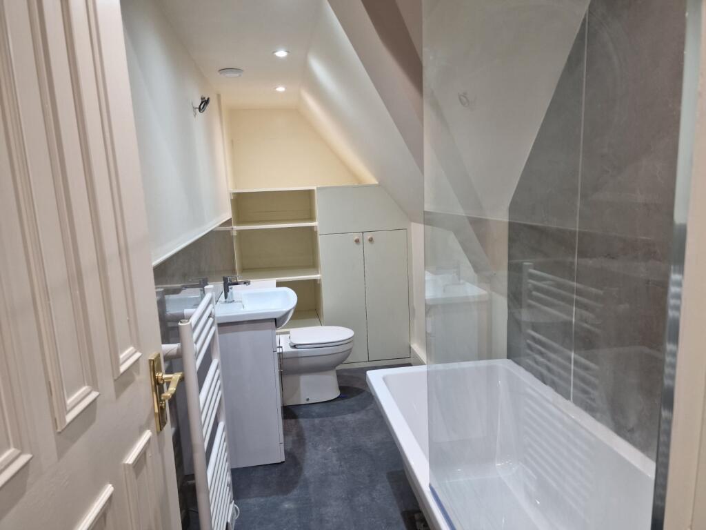 5 Ellerslie