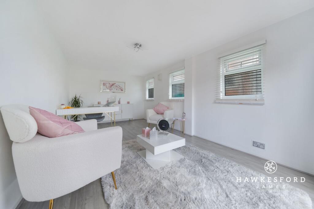 Hall Close, Sittingbourne - Office / Hobby space