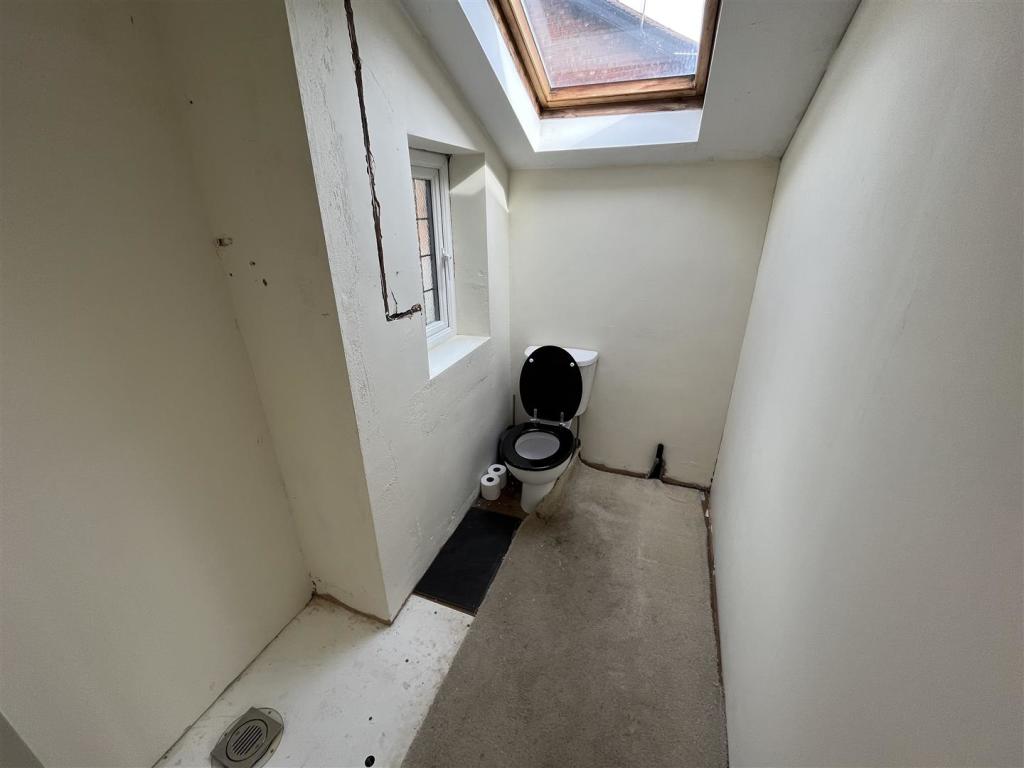 Potential En Suite.jpg