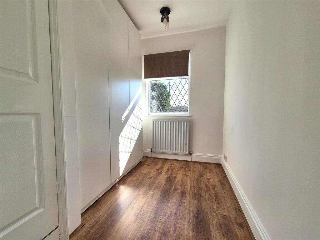 Bedroom No.3/Dressing Room