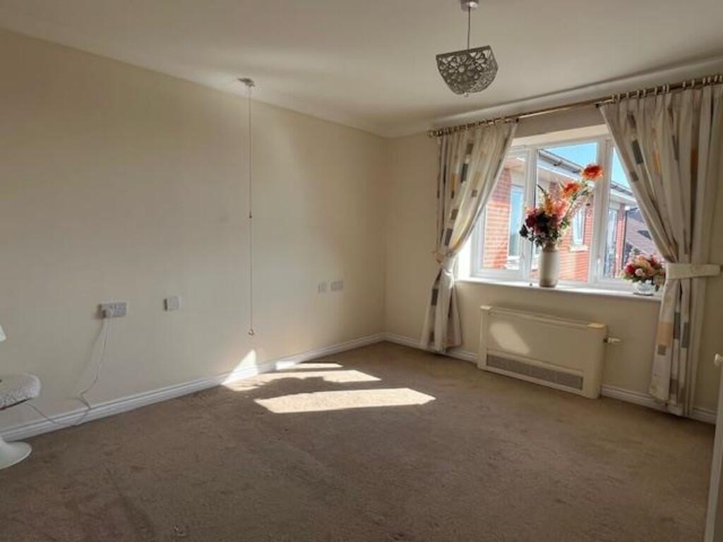 iombLBICEkuWuAgyH...