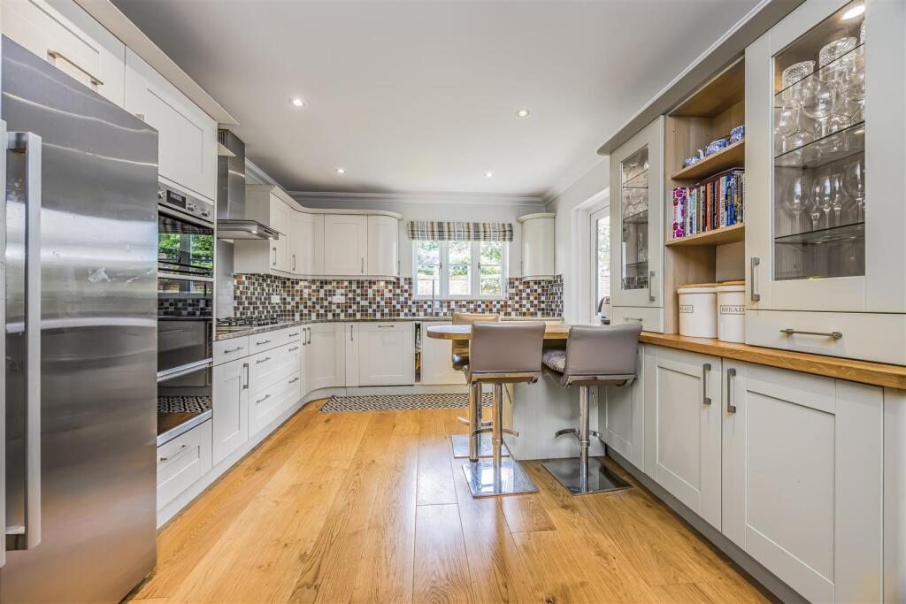 2 Clarendon Close, Denmead-PorticoMarketing-O'Hara