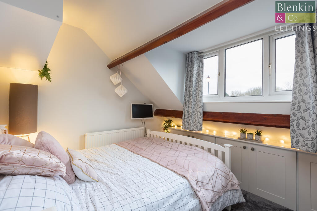 Crambeck Village 36 Bedroom 2-1