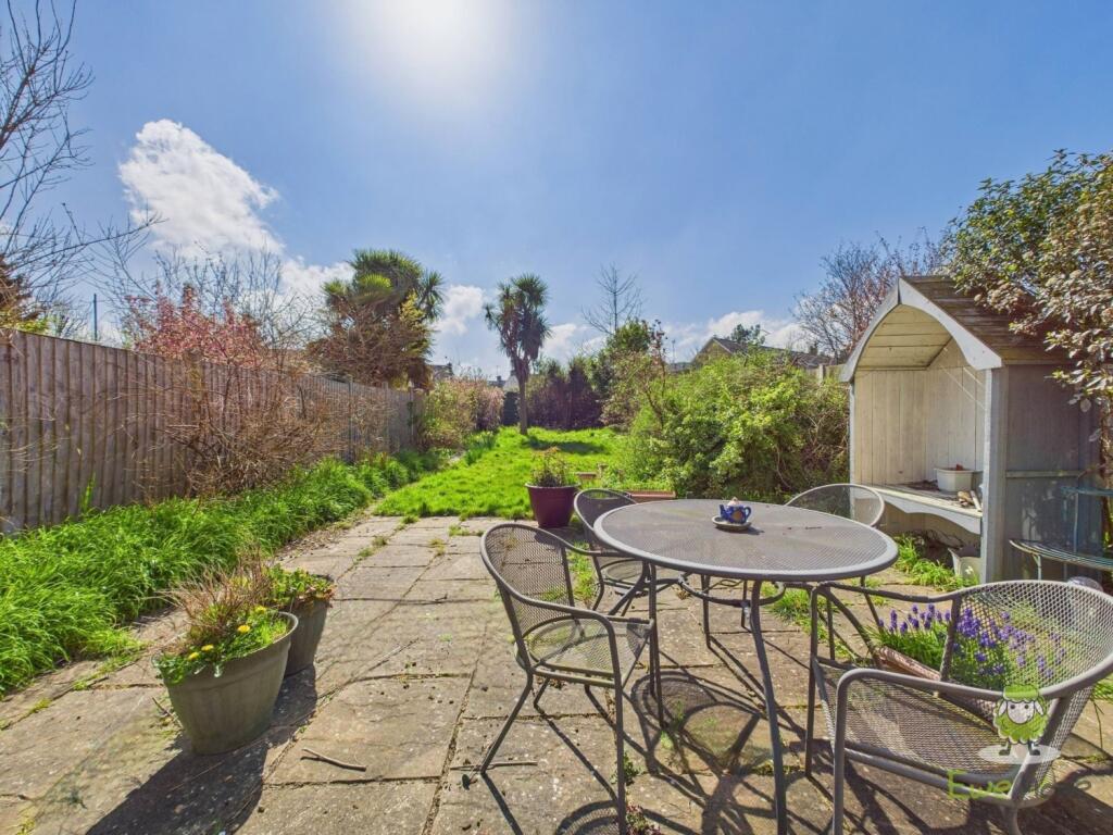 CAM01543G0-PR0122-STILL001