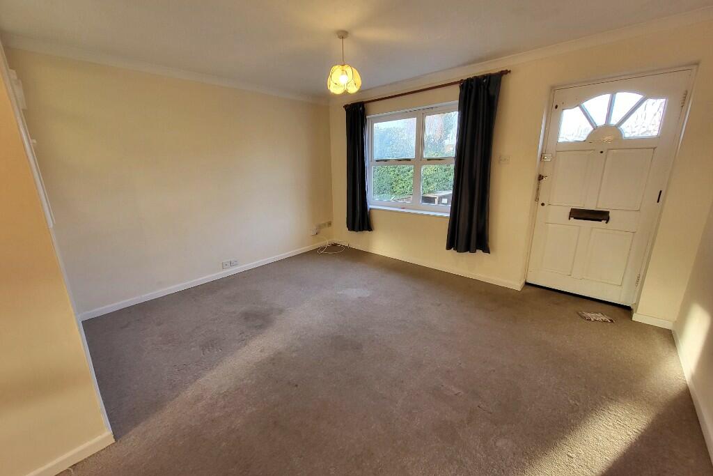 15' Sitting Room 
