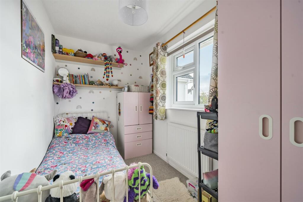 Yeolland Park Bed 3.jpg