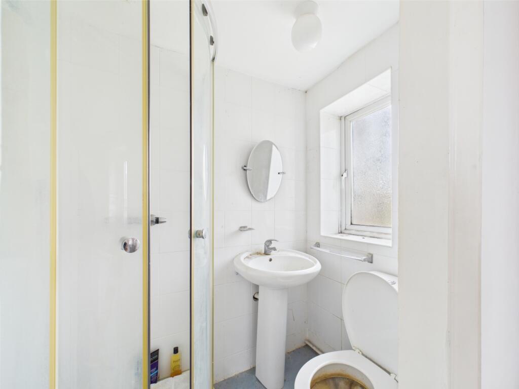 CAM03750G0-PR0047-STILL003