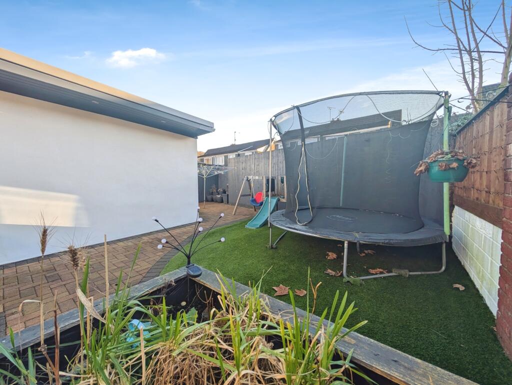 3bb0681d-PXL_20250115_142834213