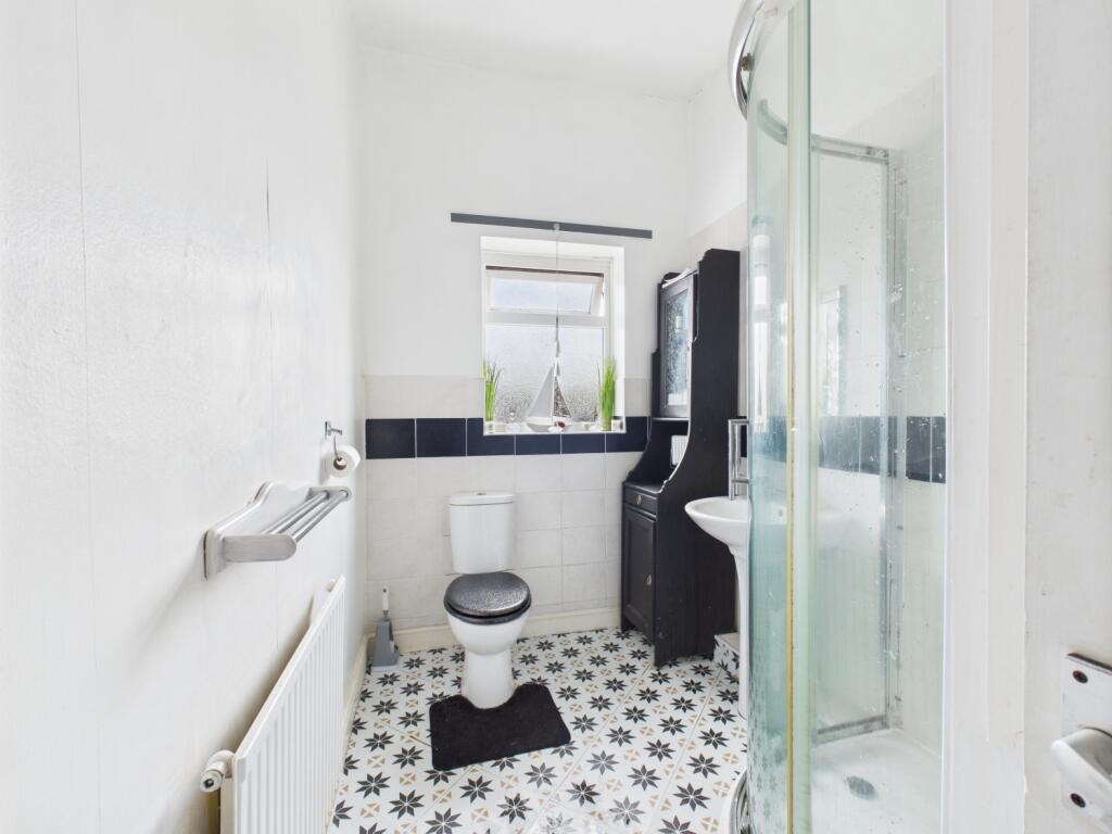 CAM03729G0-PR0089-STILL005