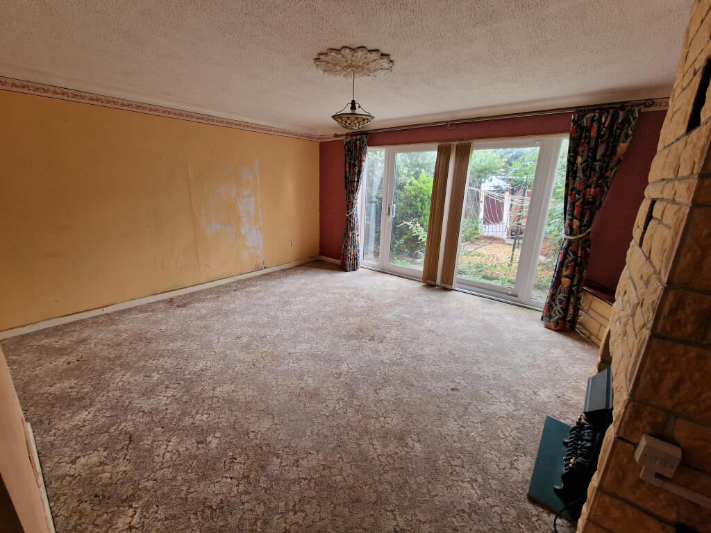Sitting-Dining Room
