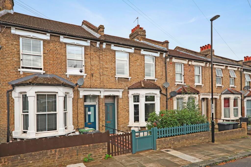 15-3fcaJHPropworld - 34 Fairlawn Park - 45-medium.