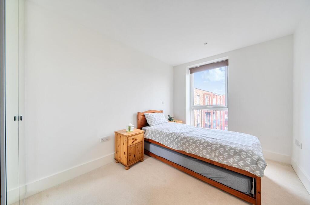 Davidson Frost-Wellings, DFW, Attlee Court, Stanmo