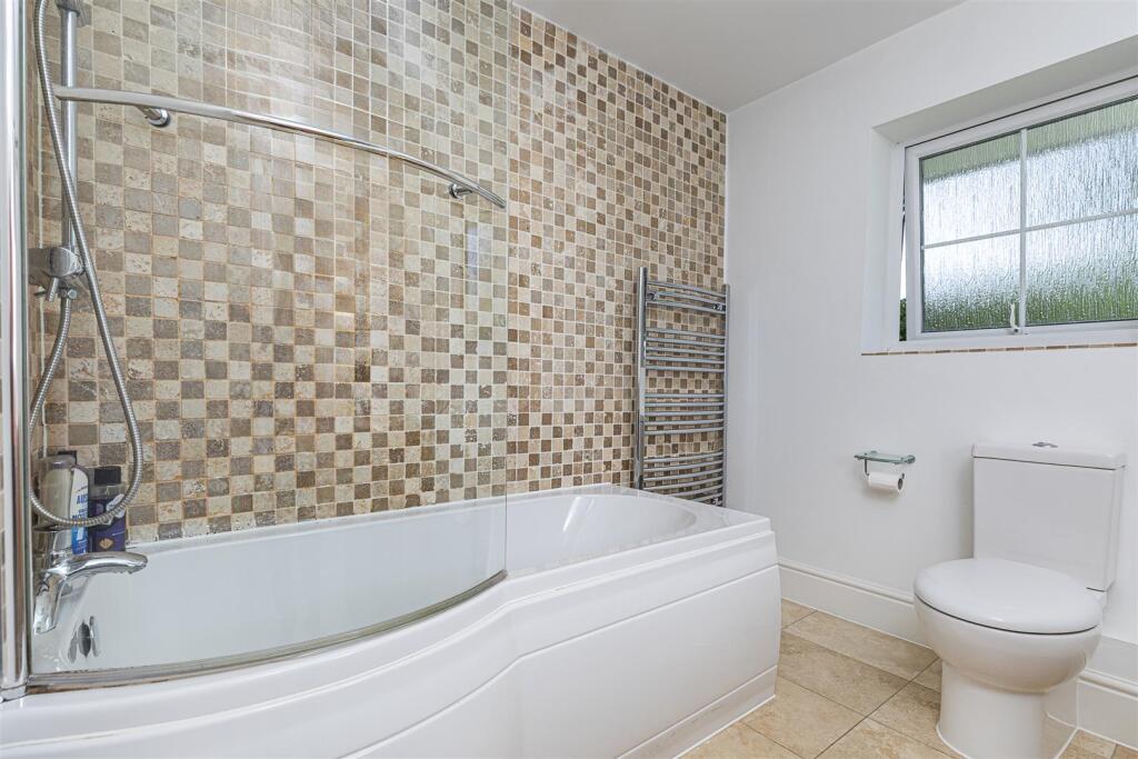 Bramleys Estate Agents - Cheviot Way - Mirfield (5