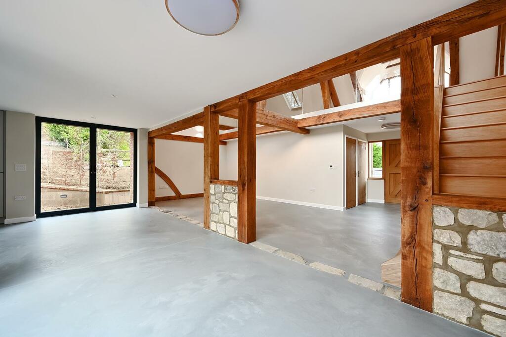 MAYTUM BARN - VANITY LANE - LINTON - MAIDSTONE - M