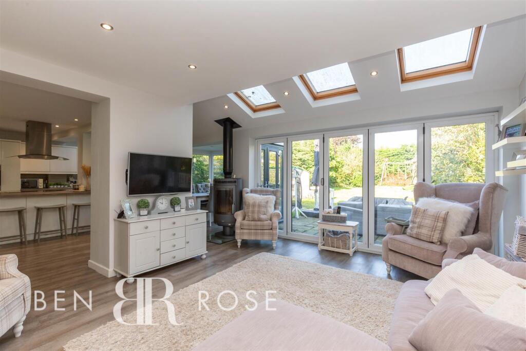 Kitchen/Diner/Family Room