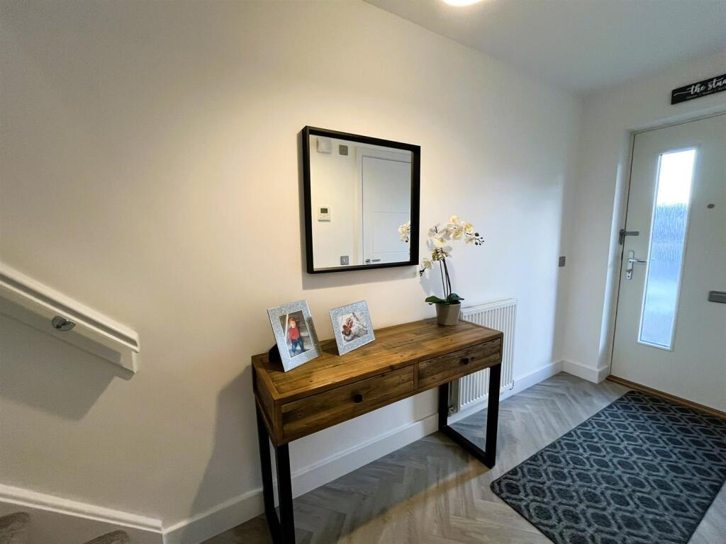 ENTRANCE HALLWAY