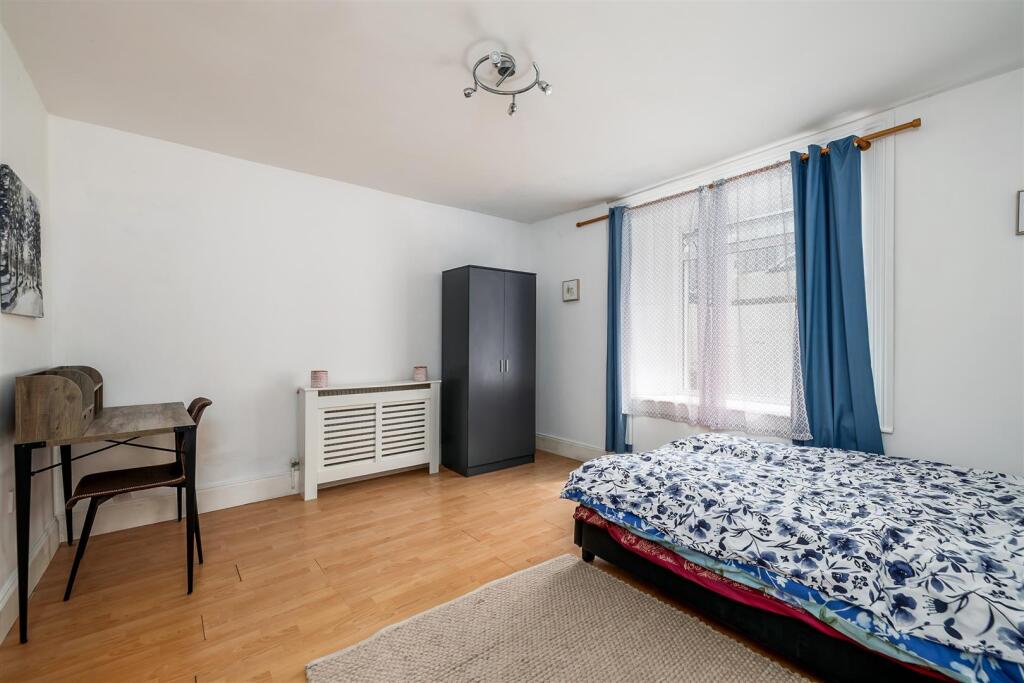 Lower Ground Floor Bedroom