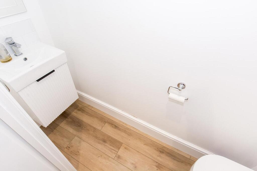 Downstairs WC