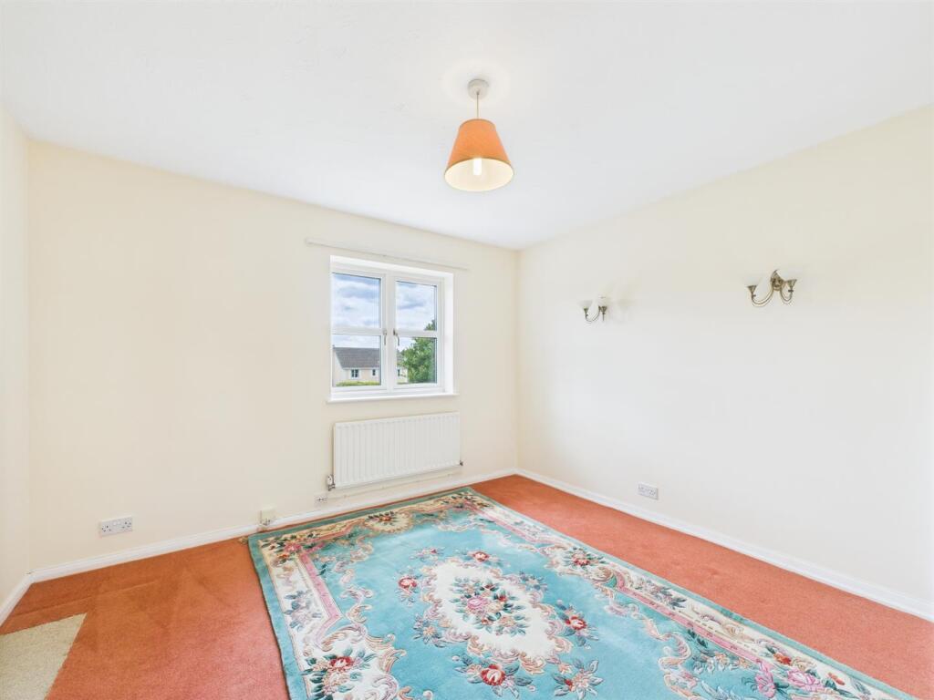2nd Bedroom