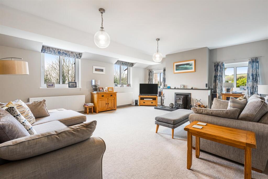 A20 - Greys Ashprington - 240405.jpg