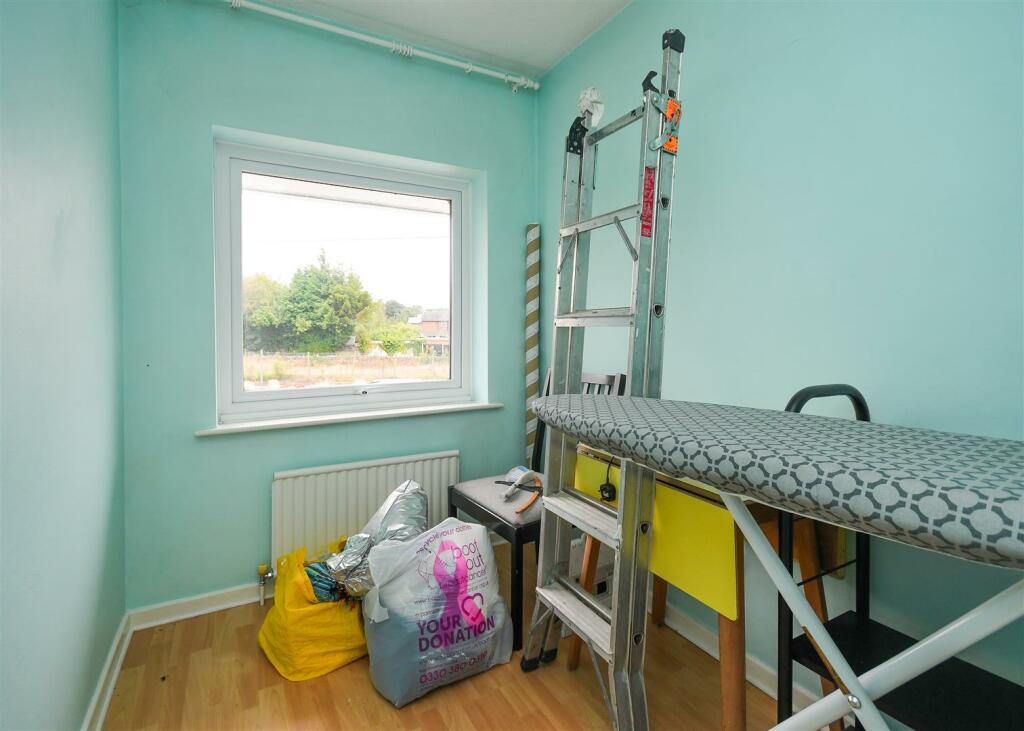 89 Station Road - Bed 3.jpg