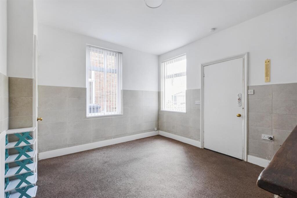 Dining Room_2.jpeg
