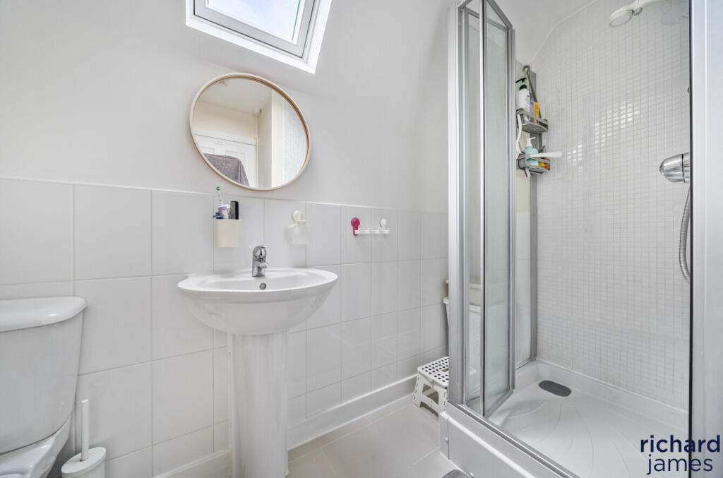 99b1094caef34213a51c7cd9d207ebe7