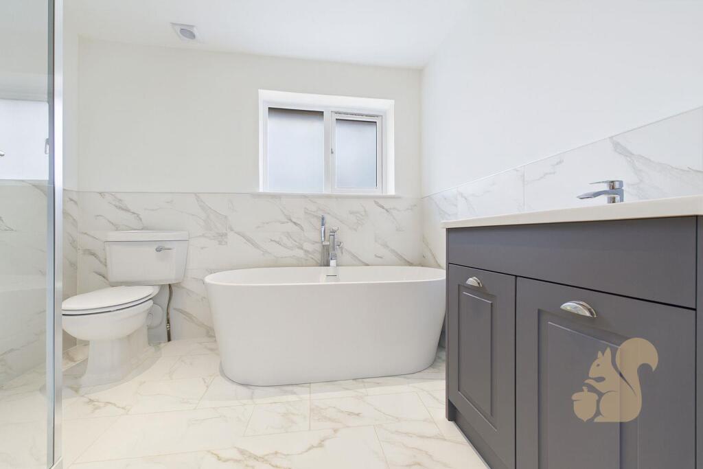 Bathroom Front Shot - Semper House.jpg