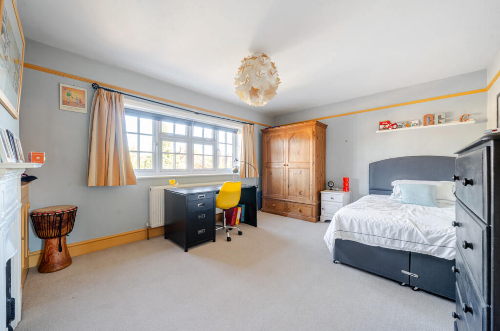 1349709-11-68c088...