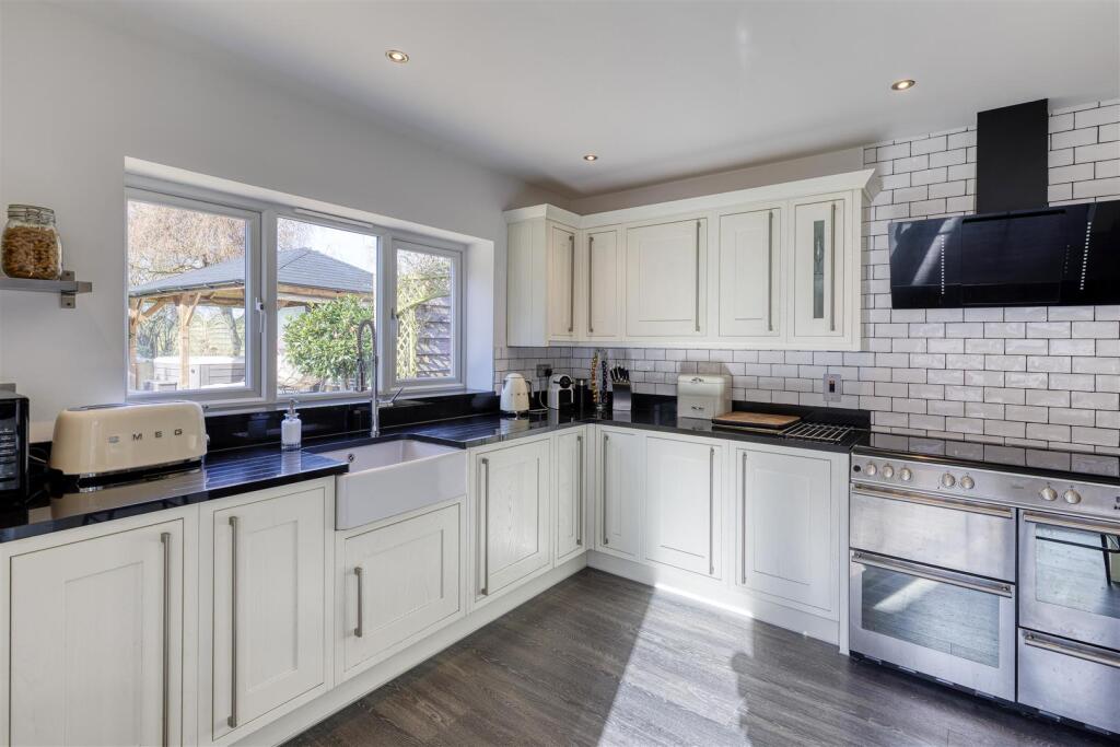 High Specification Fitted Breakfast Kitchen