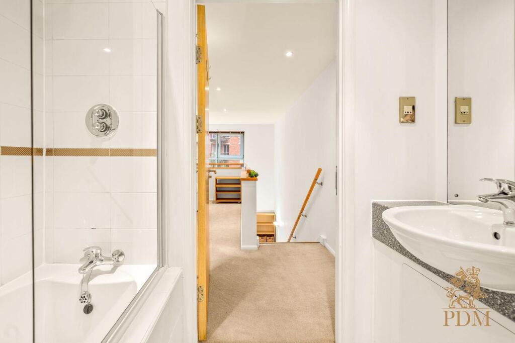 PDM Estates - 33 Adams Walk Fletcher Gate