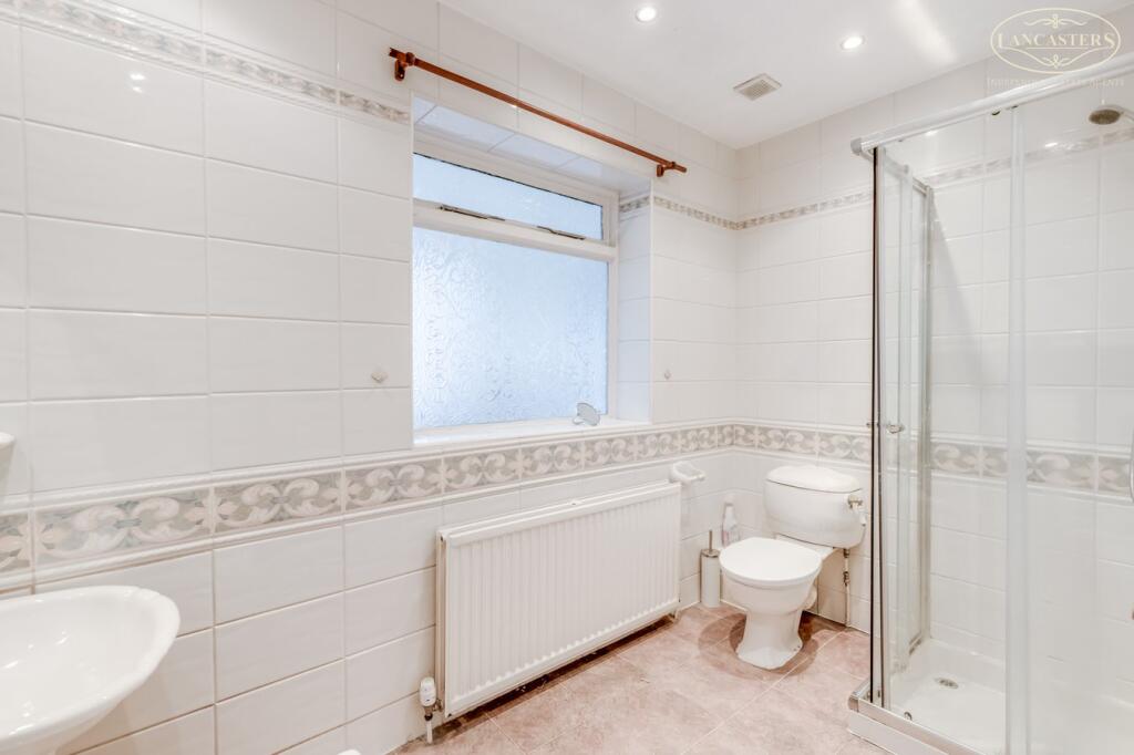 Ground Floor Bathroom