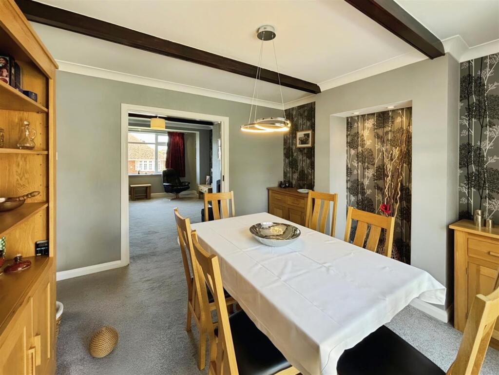 9ea96b2c-Dining 20Room 202.jpg