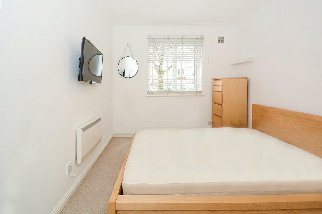 Flat 164, 20 Ross...