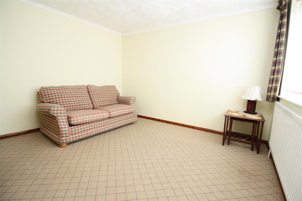 bedroom 4/home office