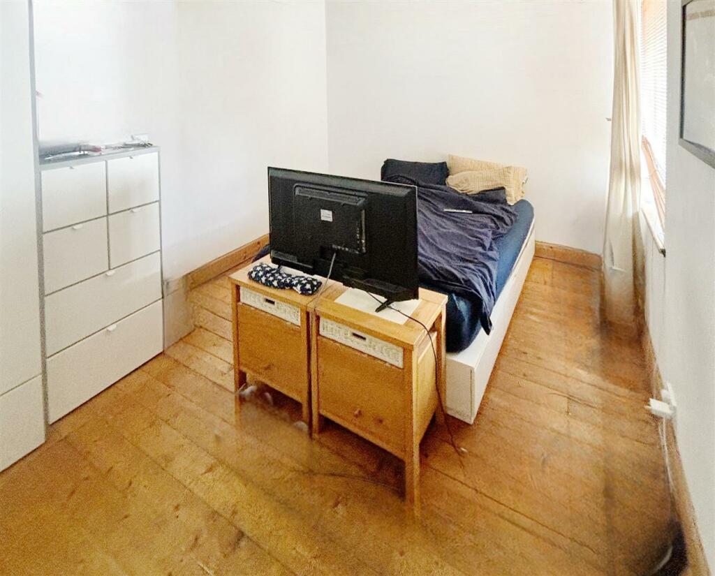 CP bedroom 1.jpg
