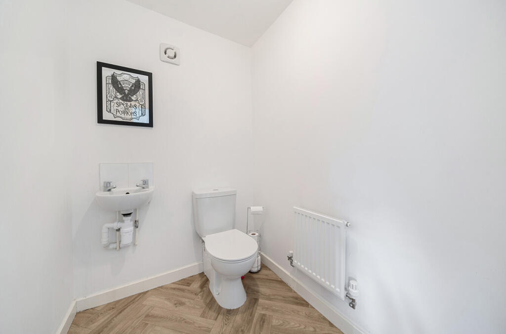 1312274-15-685e5c...