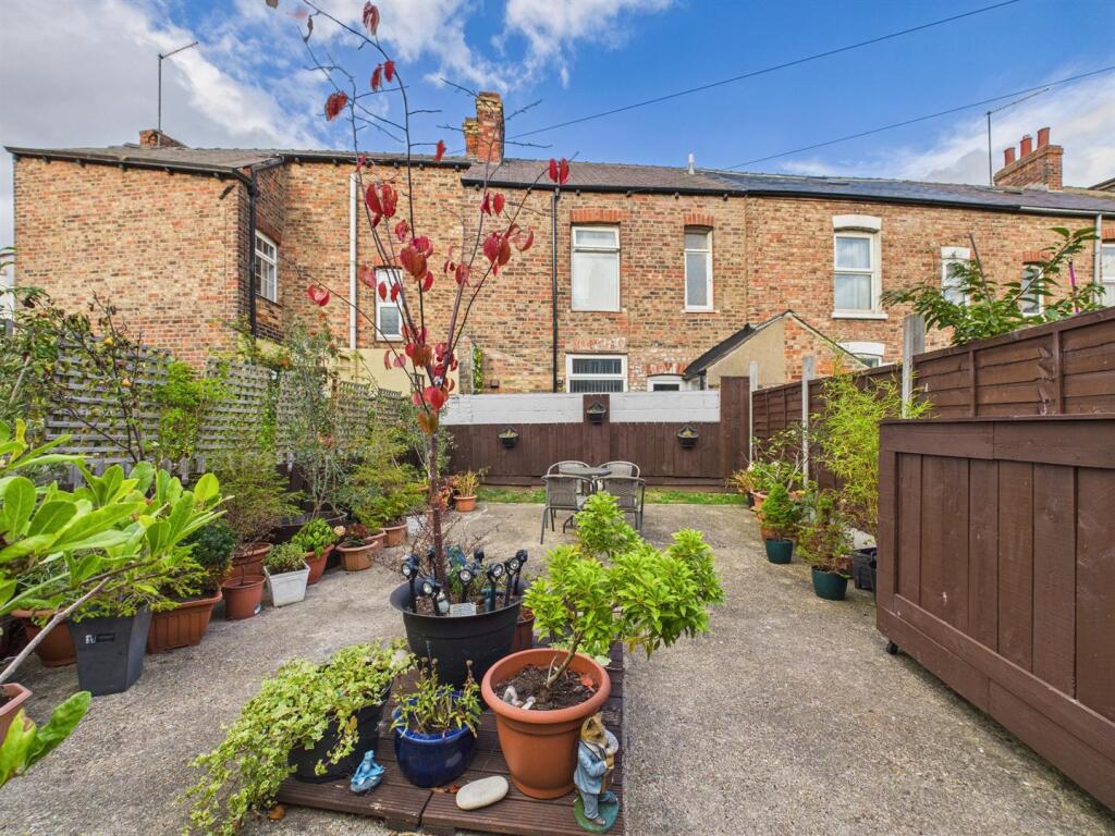 Garden: