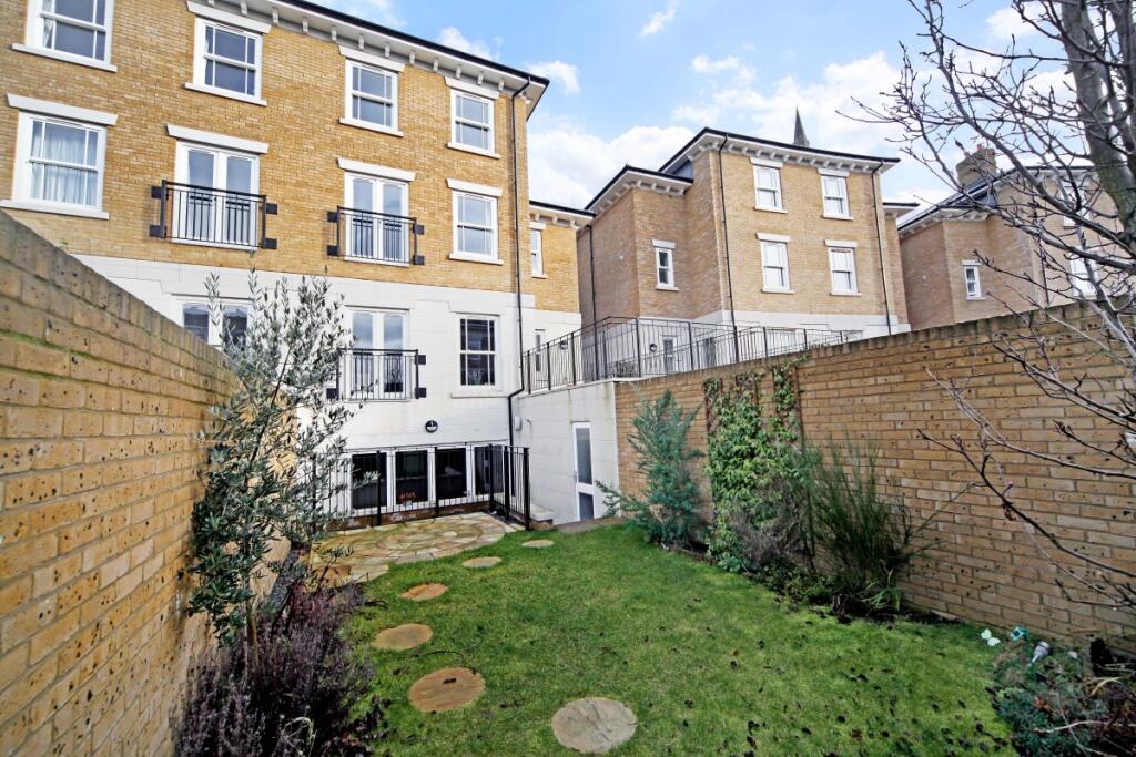 15 Claremont Road...