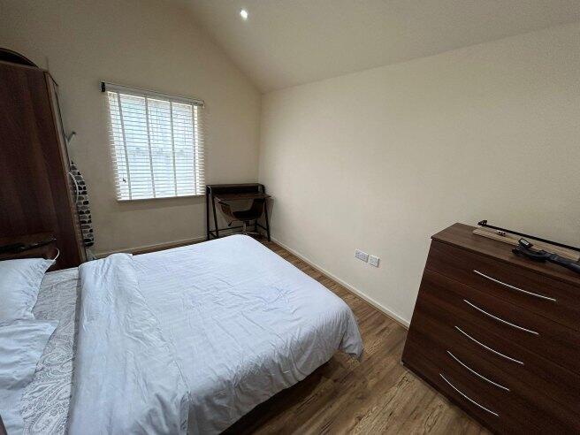 brondesbury-park-nw6-7ay-981227