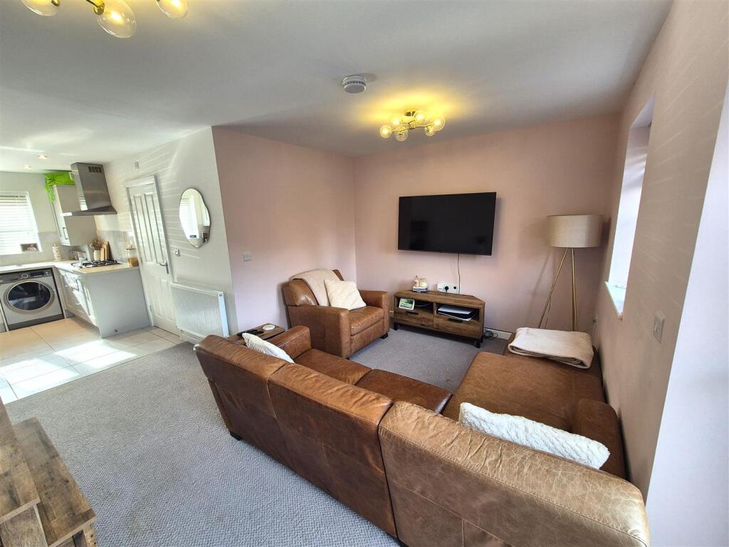 Living/Dining Room