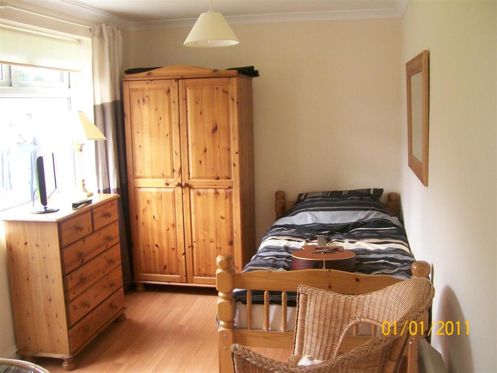 Bedroom.JPG