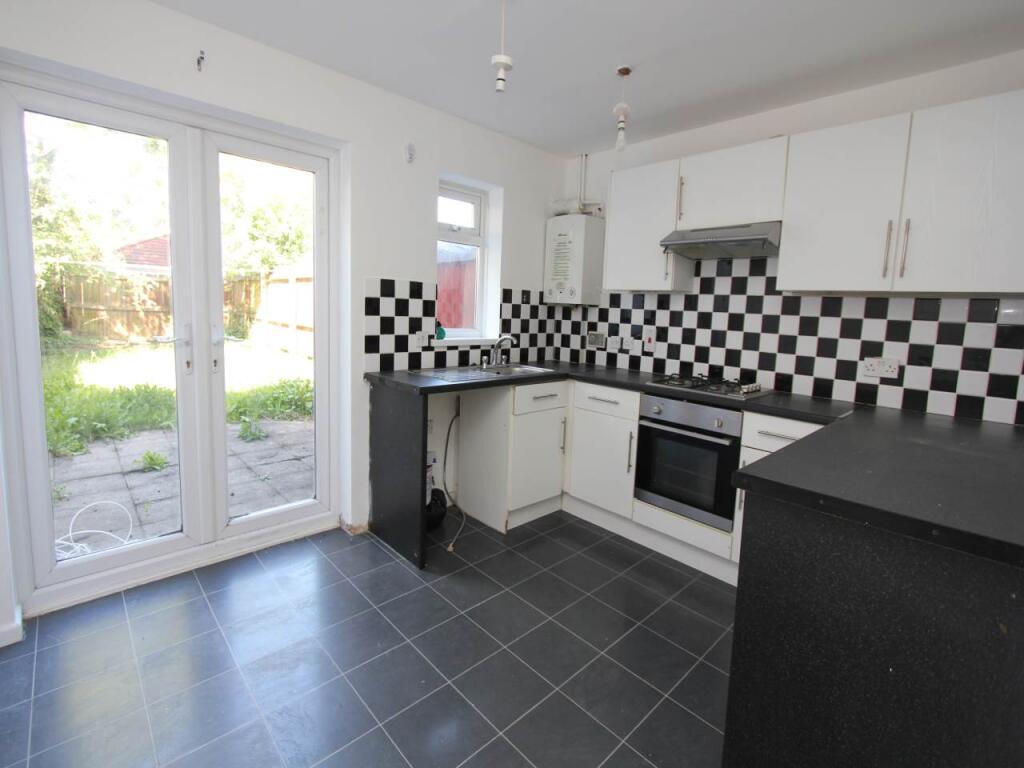 Kitchen i