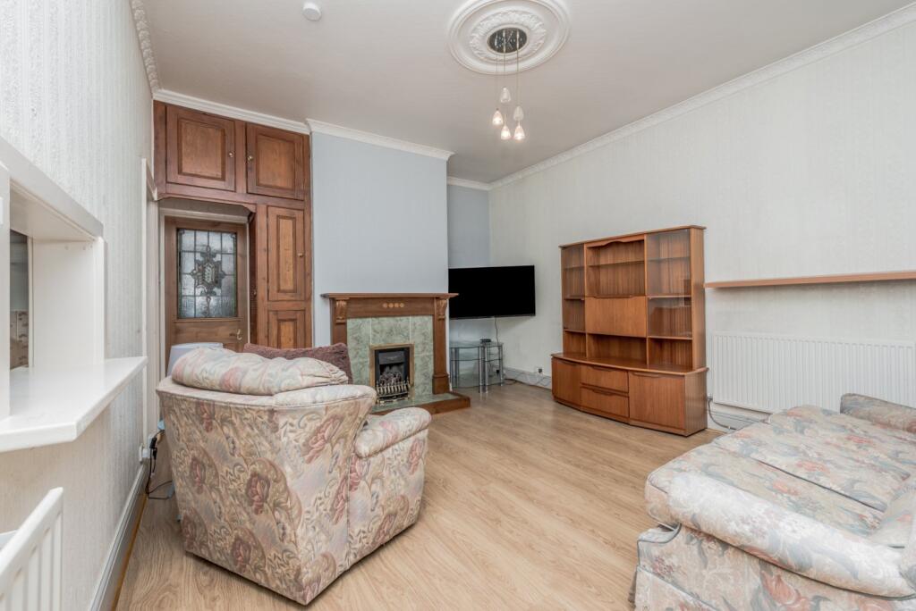 Lounge 1