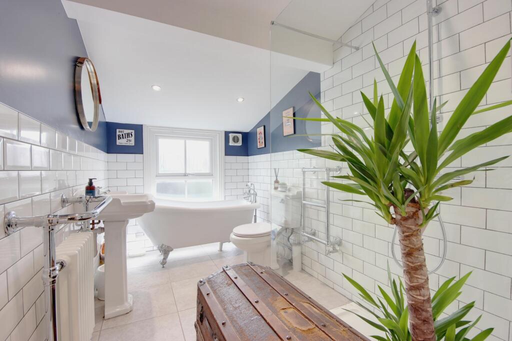Family bathroom