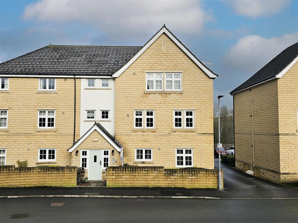 Hawthorne Road, Steeton