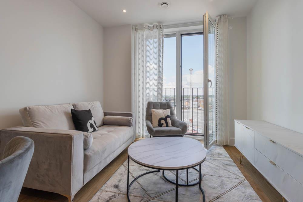 Living Area/Juliet balcony